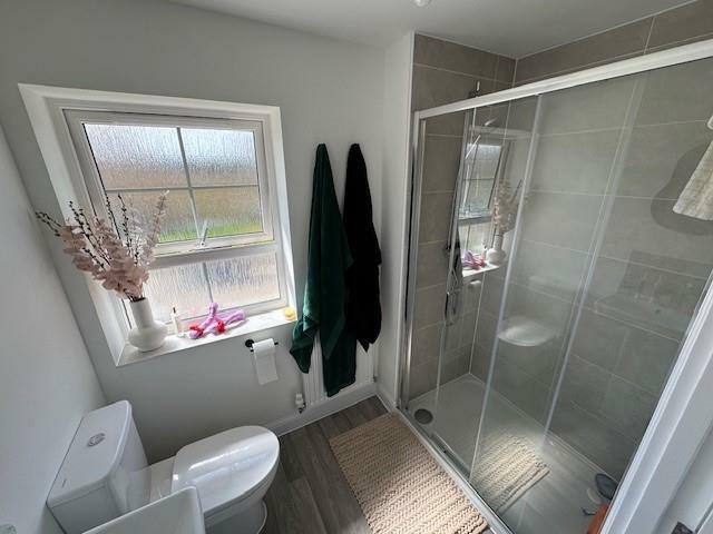 ensuite.jpg