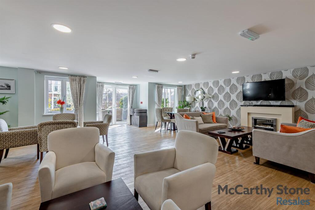 8637922-interior21-800.jpg