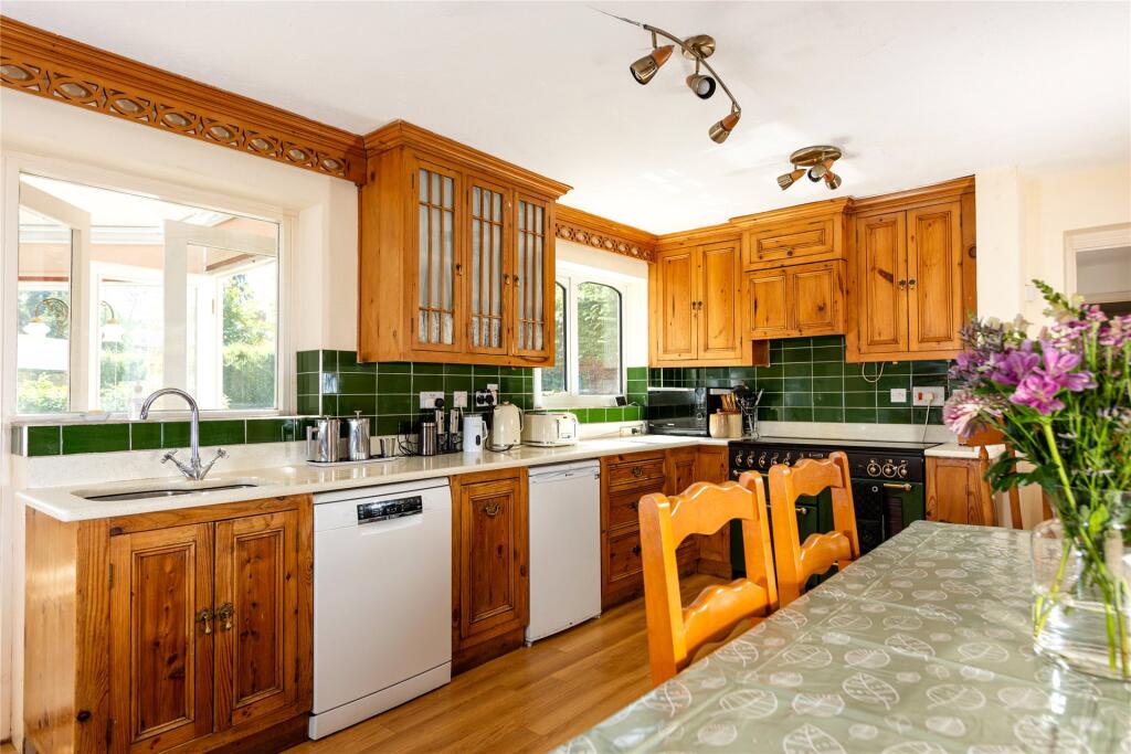 Kitchen/Breakfast