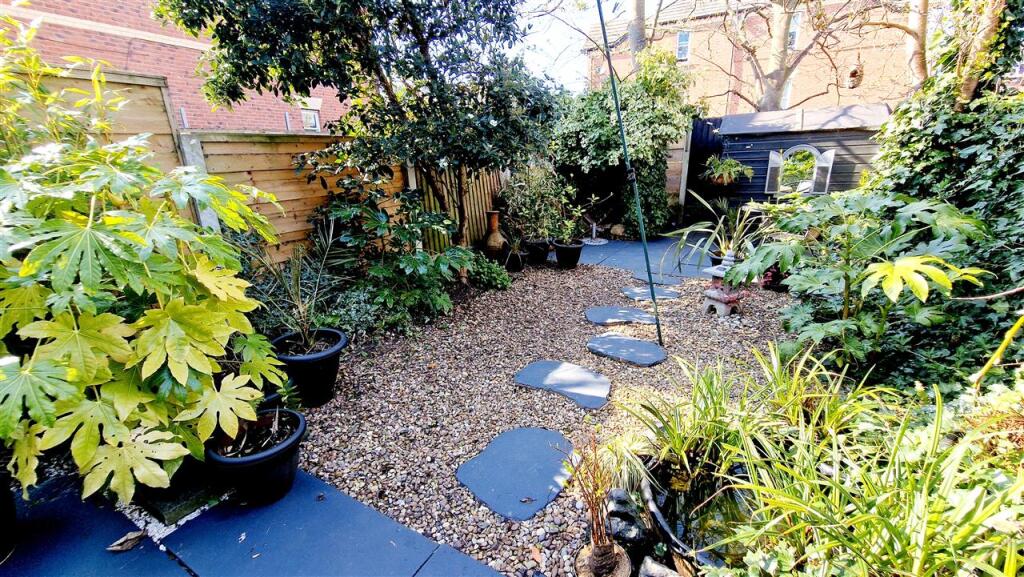 Garden 3
