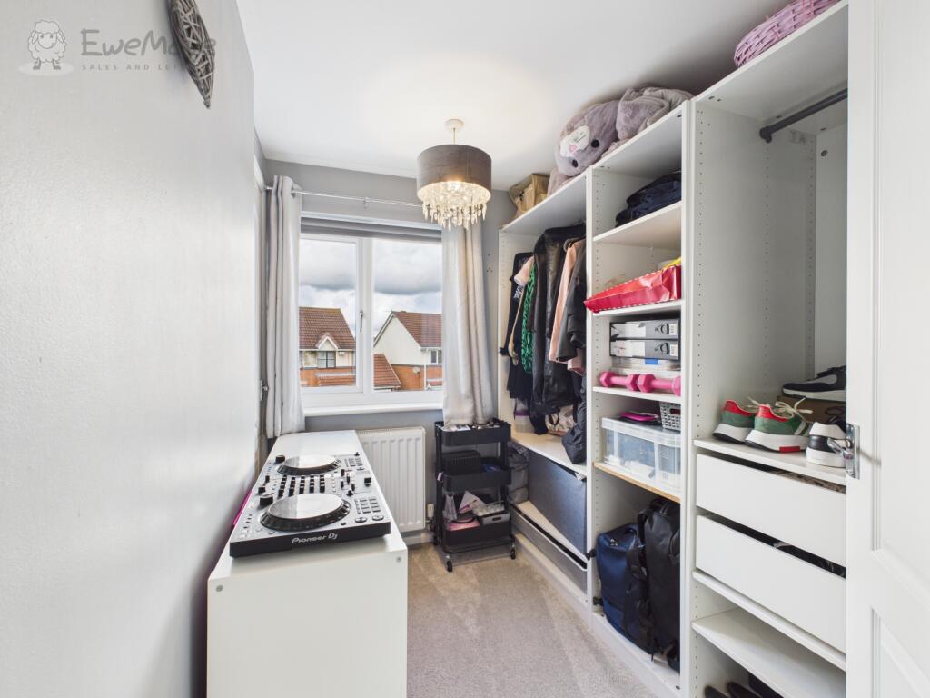 CAM05065G0-PR0015-STILL027