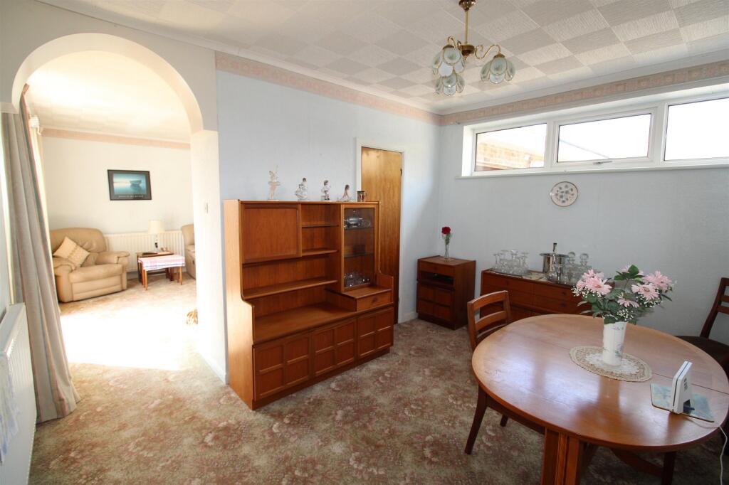 Open-Plan Lounge/Diner