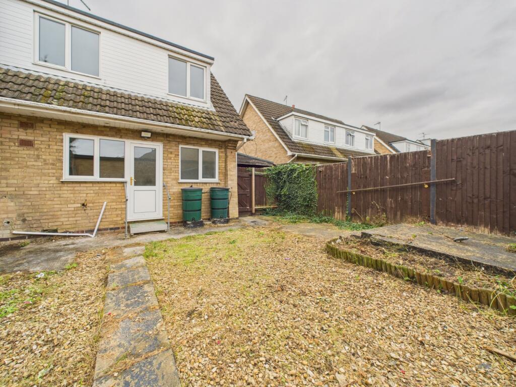 CAM01909G0-PR0381-STILL016