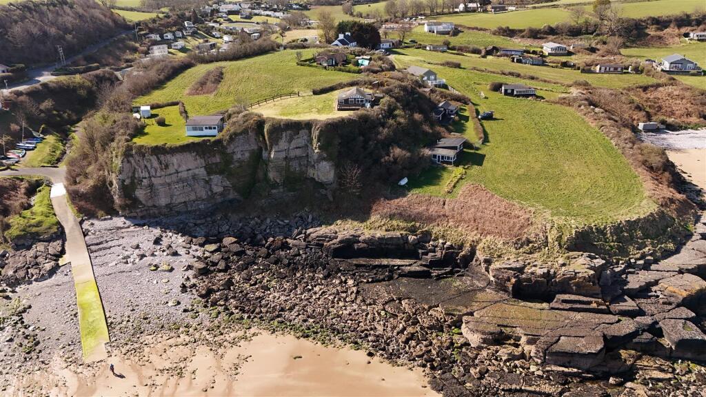Clifftop_013.jpg