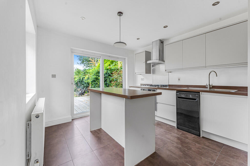 Ealing PK Gdns ex...