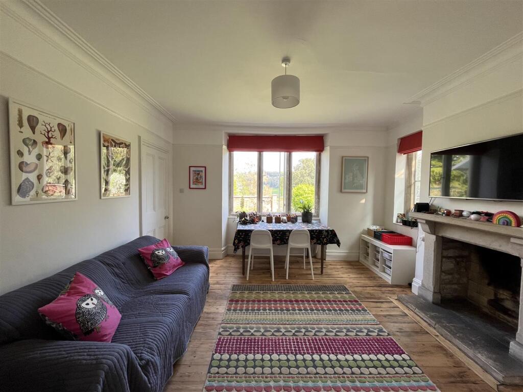 Rosare - Playroom 3.jpg
