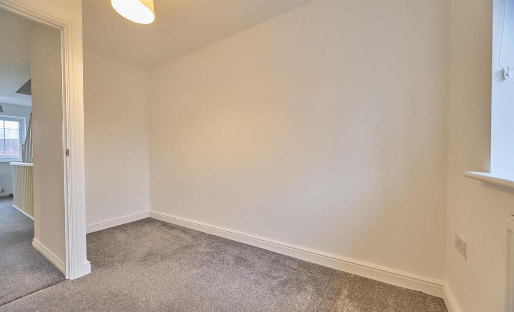Sansome Drive 10.jpg