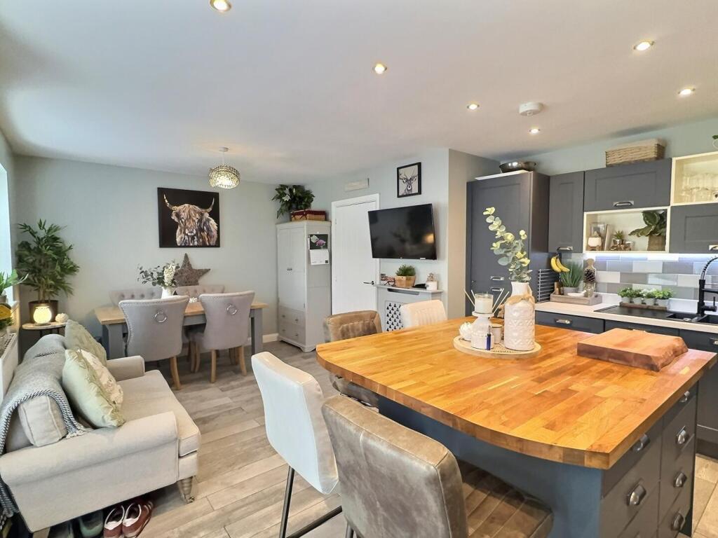Kitchen Diner