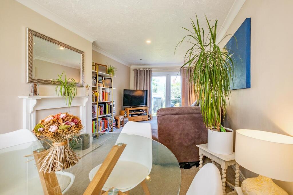 9 Norton Road-10.JPG