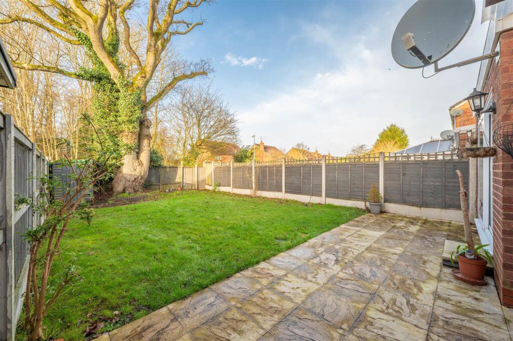 West Facing Rear Garden