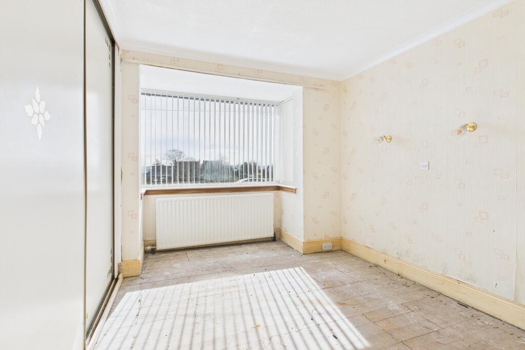 CAM04201G0-PR0066-STILL007