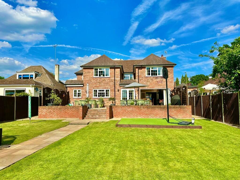 IMG-20250520-WA00...