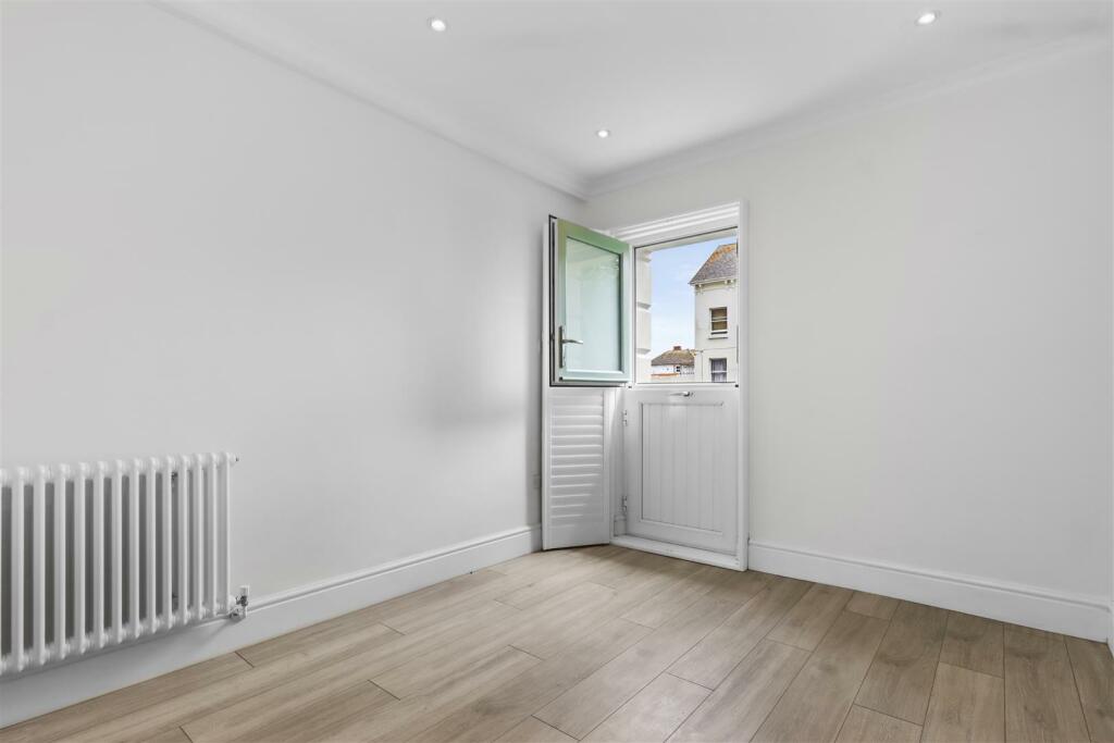 bedroom two #2.jpg