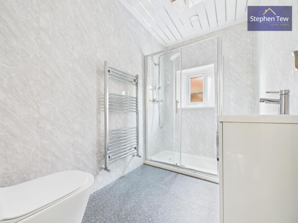 Ground Floor Flat Bathroom