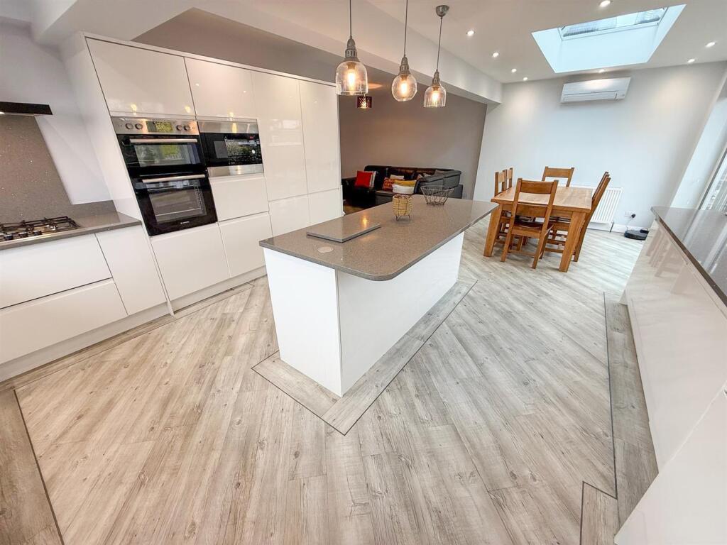 Open Plan Kitchen Diner