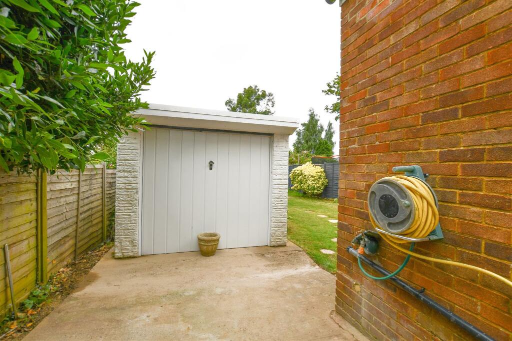Garage.jpg