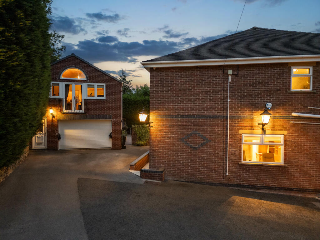 20240817-2051_twilight - The Heights, Bentmeadows,