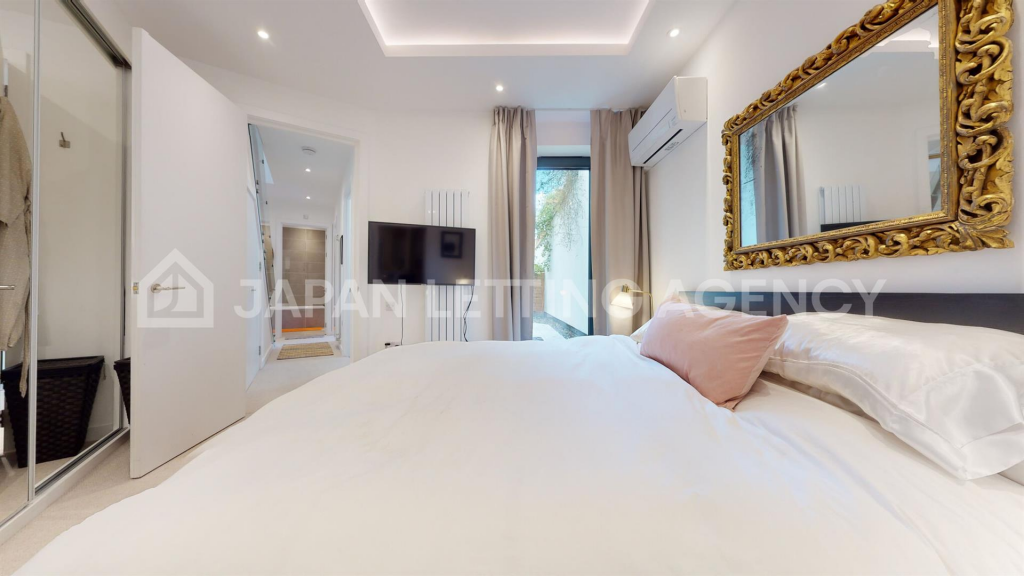 Bedroom3-2_Watermarked.png