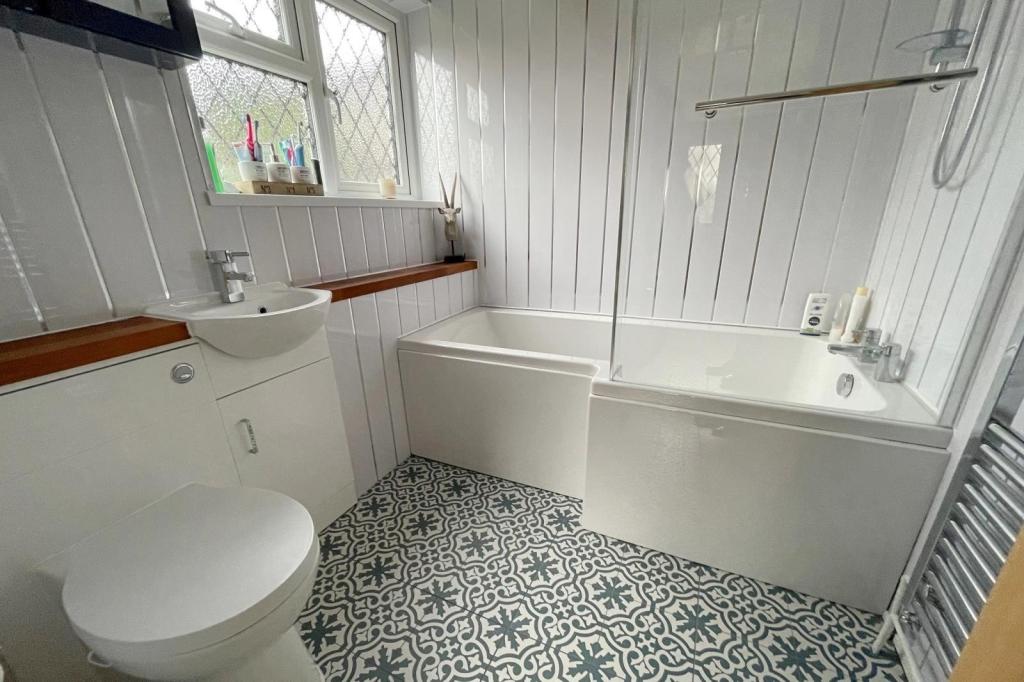 8- Bathroom
