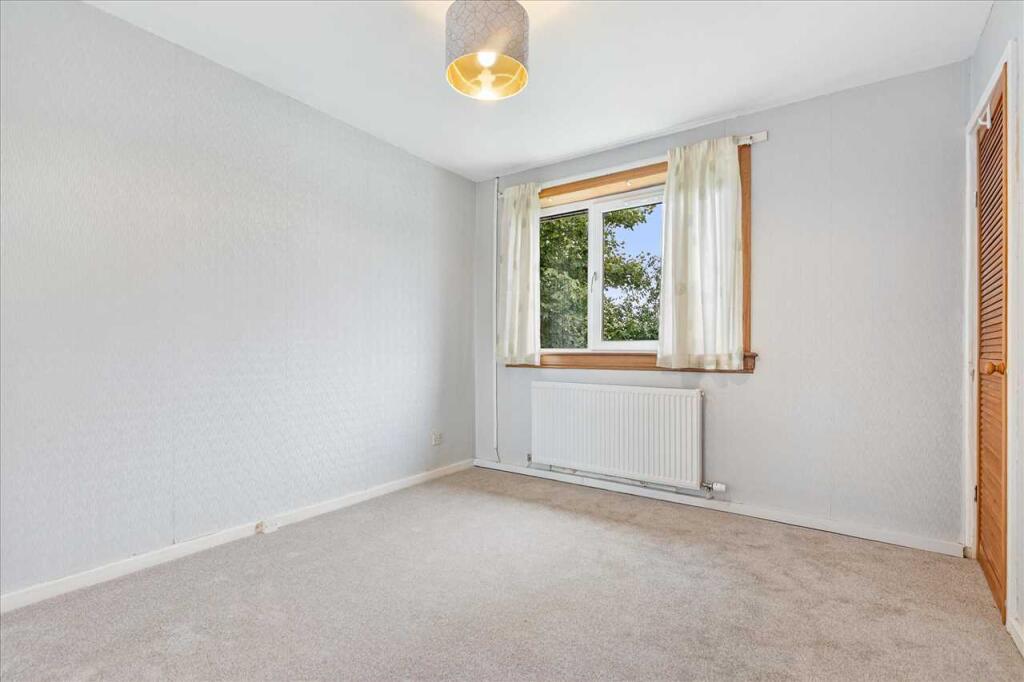 Bedroom One (3)