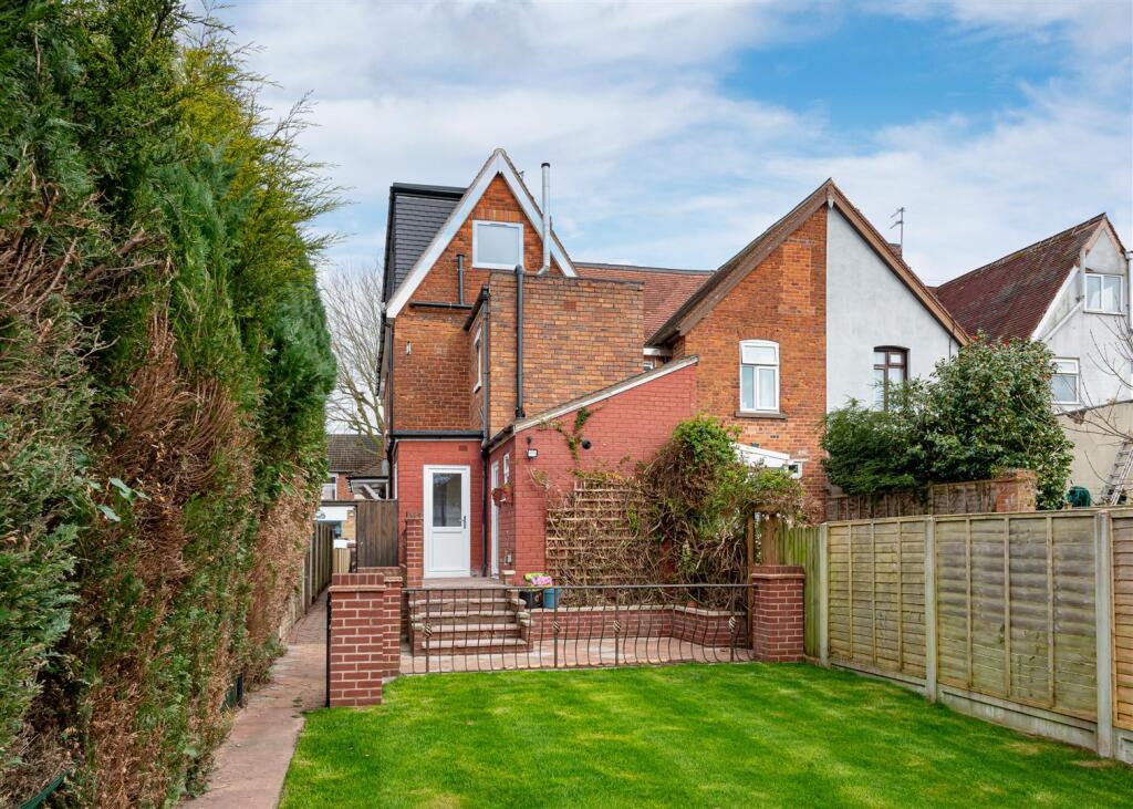 100 Jeffcock Road-External.jpg