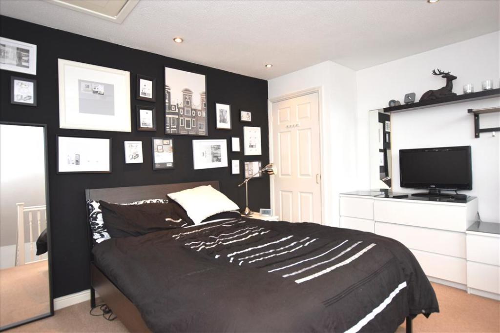 MEZZANINE BEDROOM