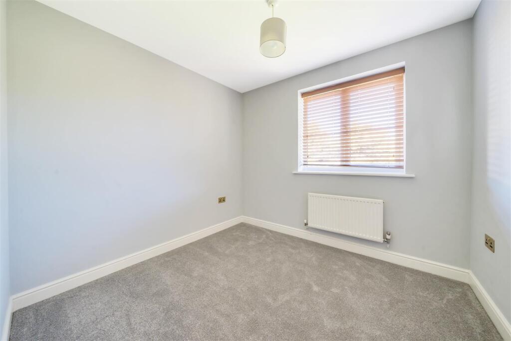 Bedroom 4.jpg