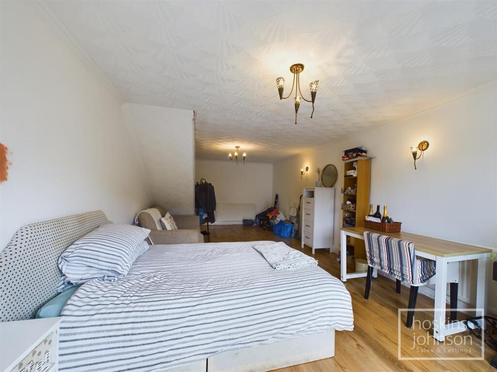 Living Room/Bedroom 3
