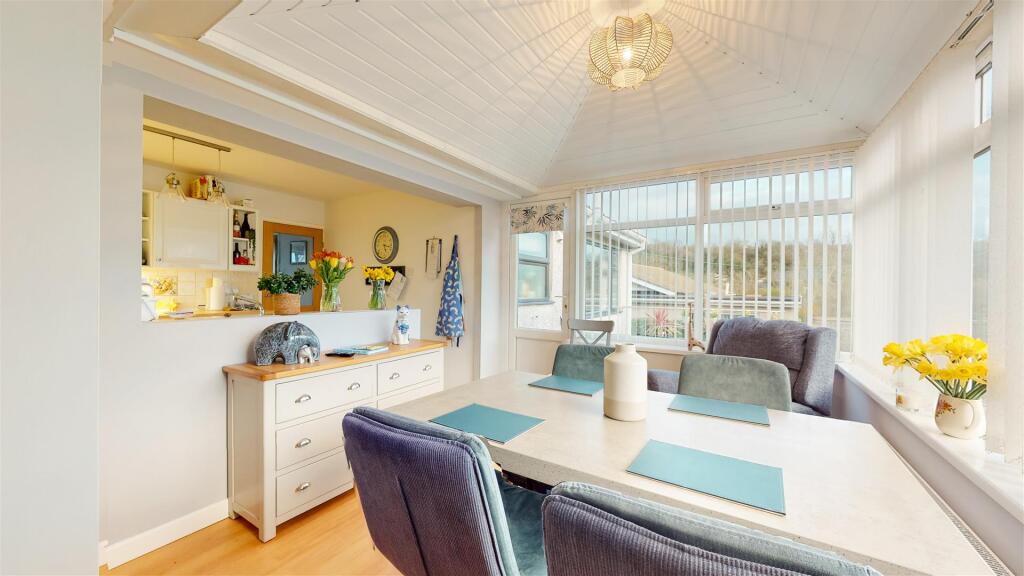 Lon Gogarth, Benllech