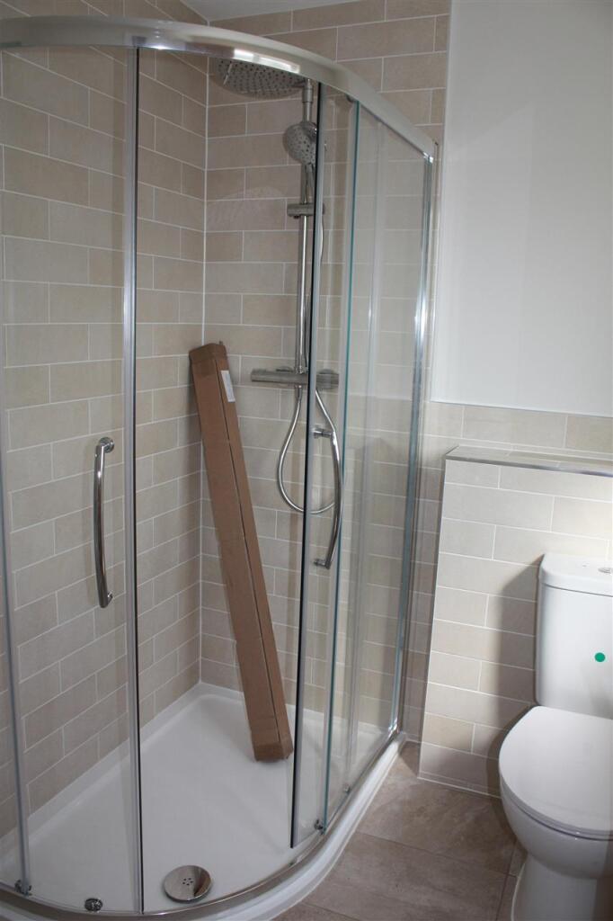 Ensuite shower room