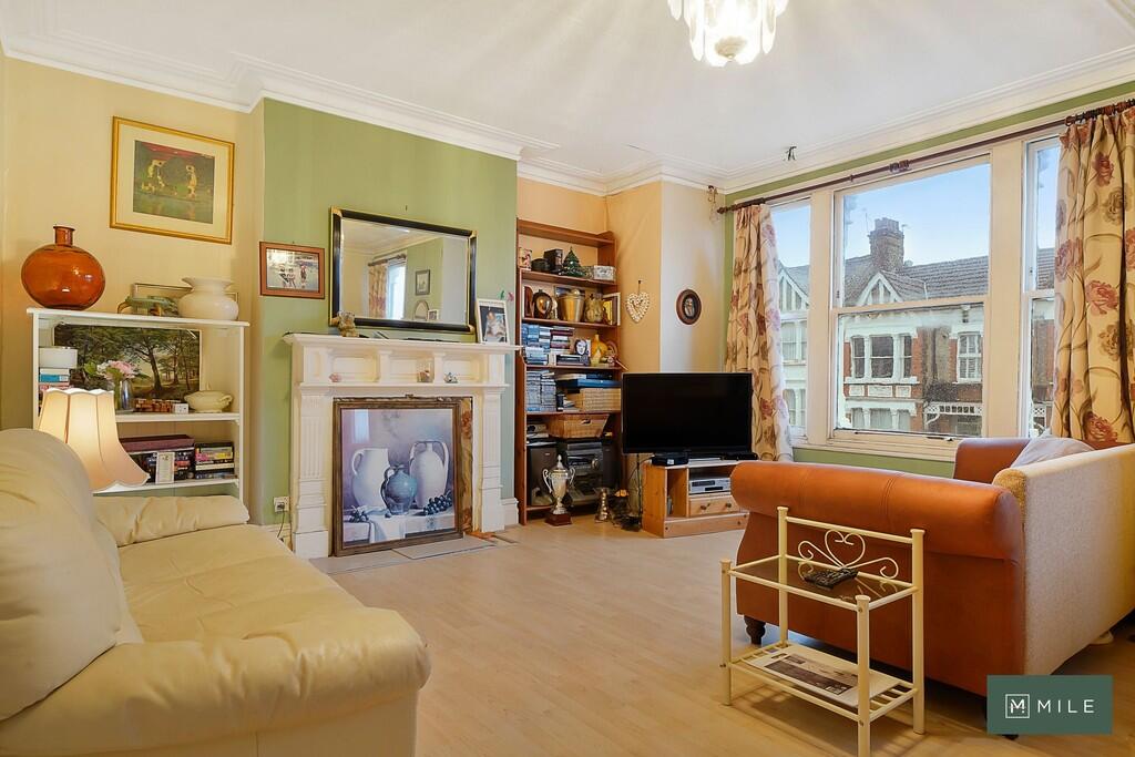 Flat B, 20 Lushin...