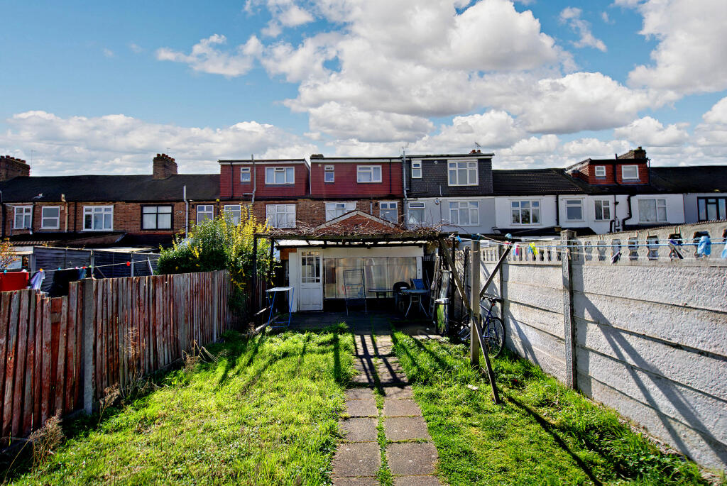 8546063-exterior09-800