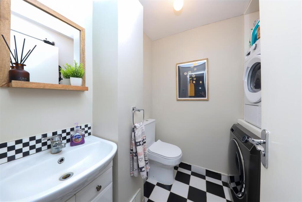 Westbury Lodge Close