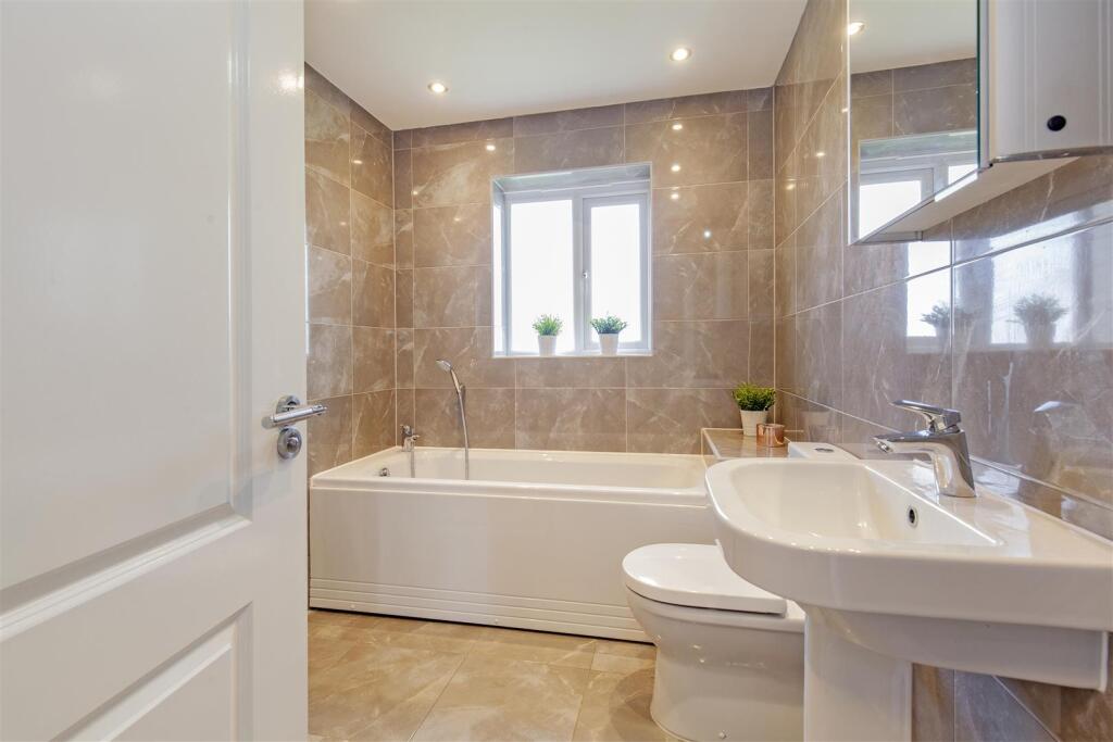 Bathroom-1.jpg
