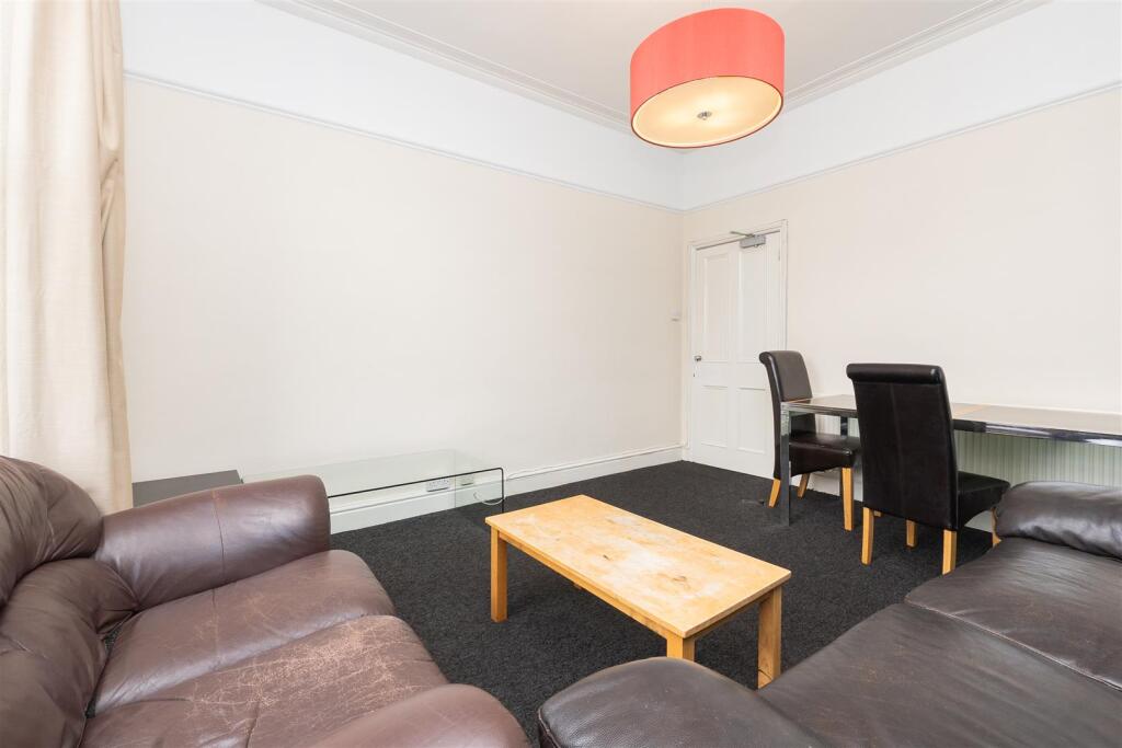 Flat-2-57-Queens-Road-BS8-1QL-8.jpg