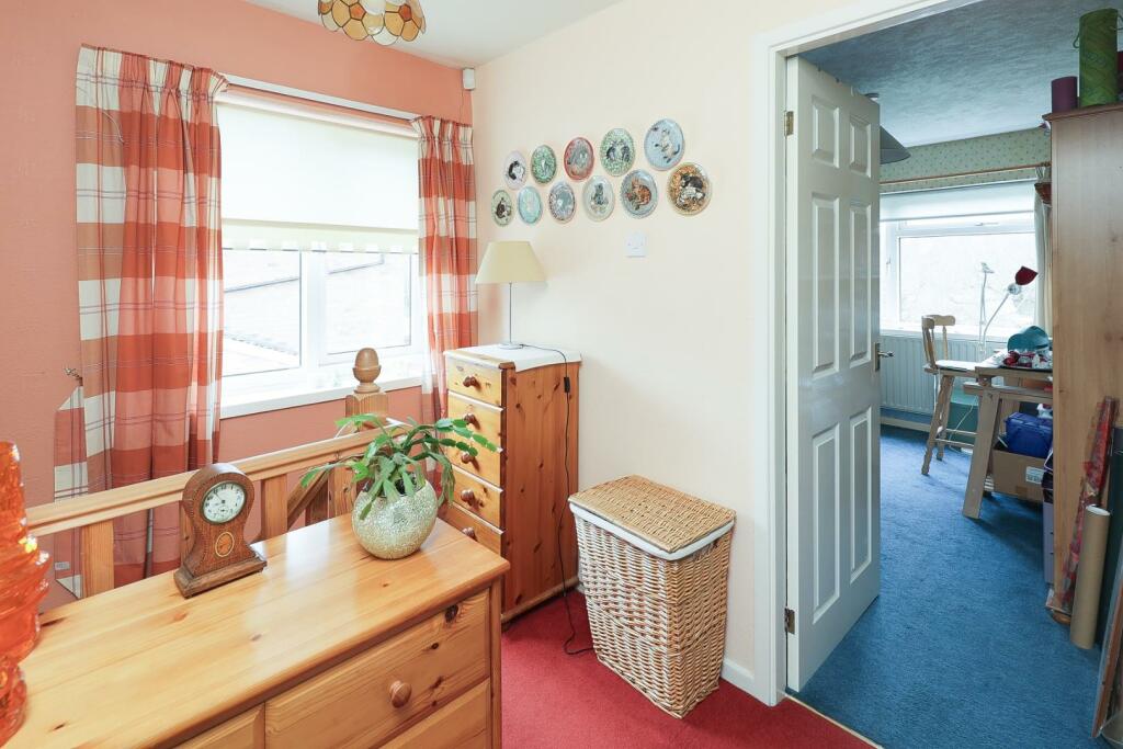 71 Old Church Rd landing-2.jpg