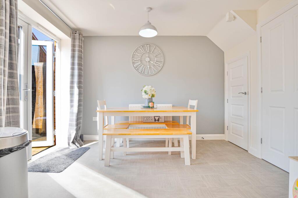 Kitchen/Dining Room