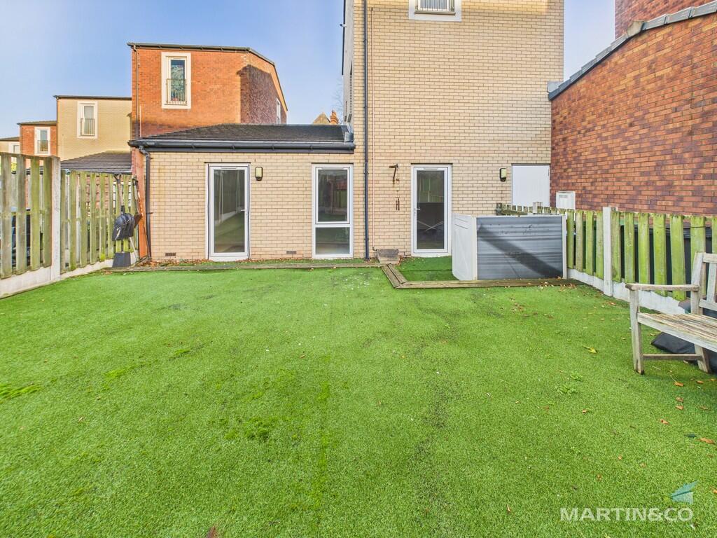 CAM03111G0-PR0424...