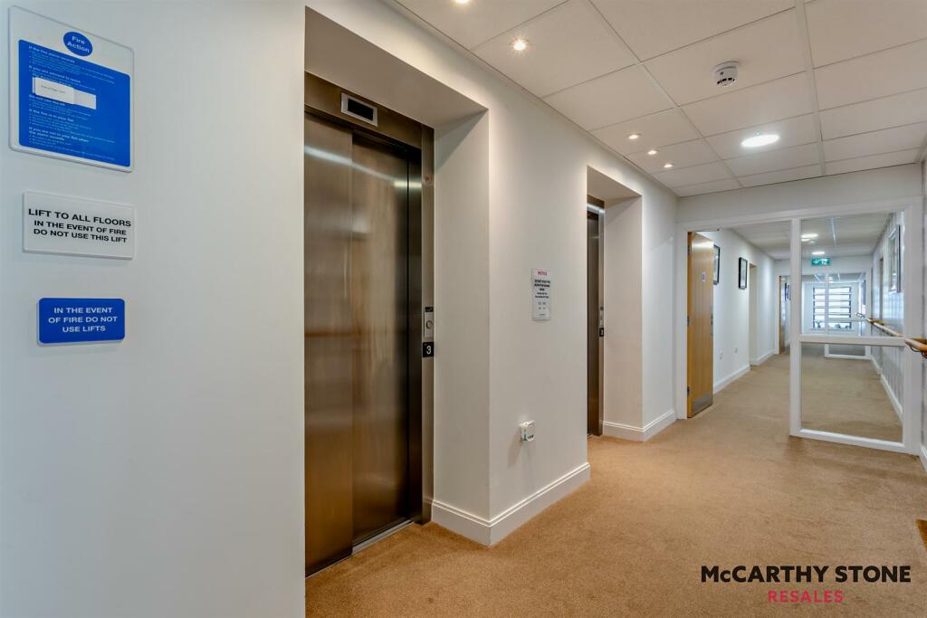 8612511-interior12-800.jpg