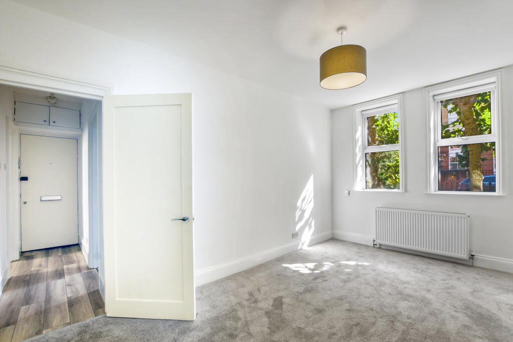 2.bedroom.JPG