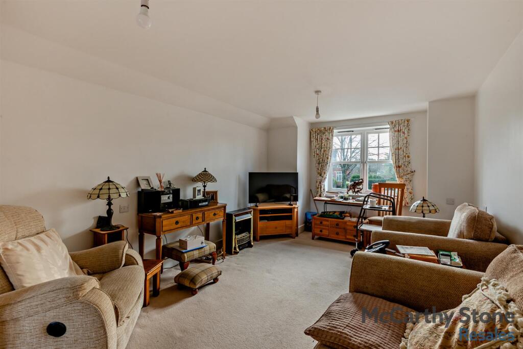 8633011-interior05-800.jpg