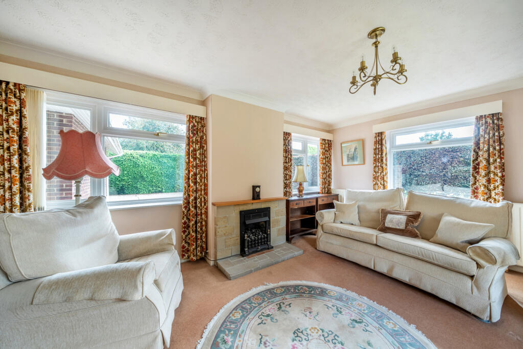 1350874-7-68c9b1d...