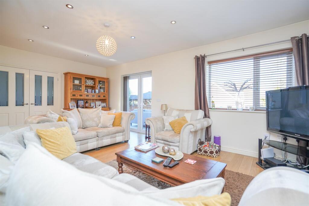 Kinross Street (6).jpg