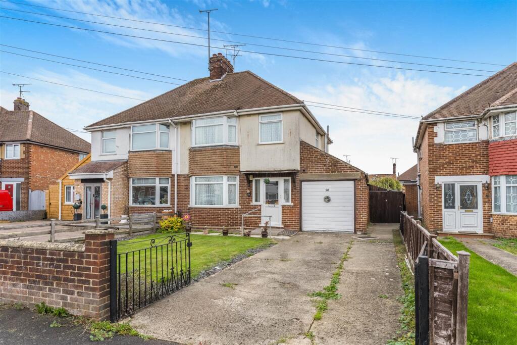 50 Manor Road, Banbury-3.jpg