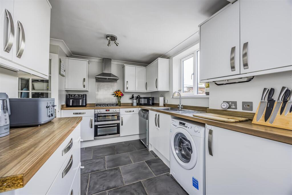 57 Scratchface Lane, Bedhampton-PorticoMarketing-S