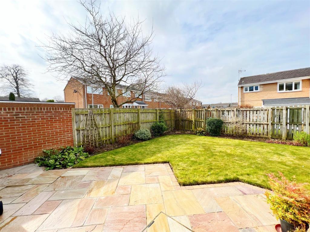 Garden 2.jpg