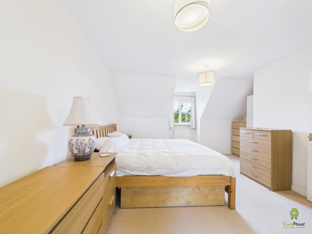 Presented by Alfie Spike of Ewemove Bexleyheath an