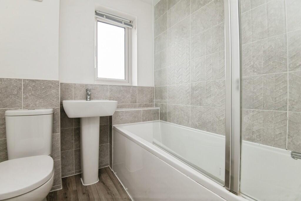 37aldridgeplace-0...