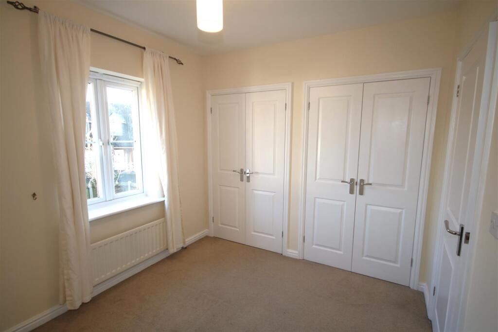 Bedroom 1a.JPG