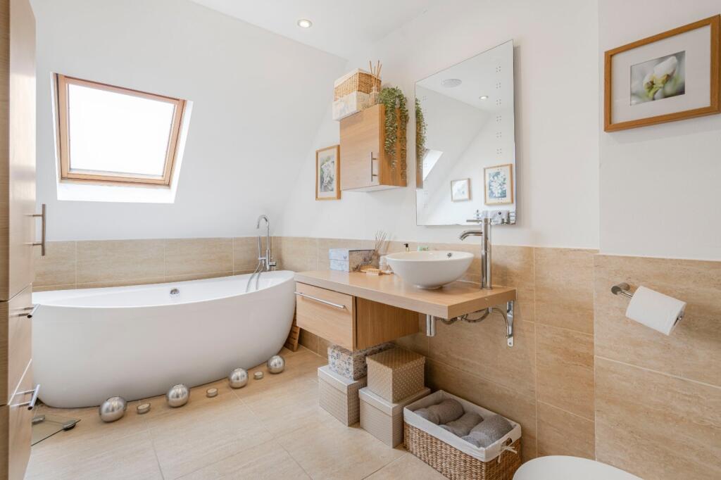 En-Suite To Master